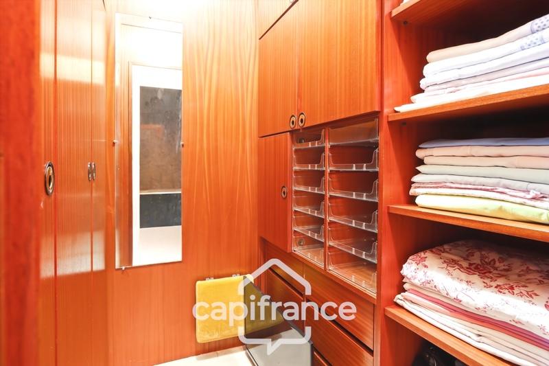 Appartement - 144 m² - 5 pièces