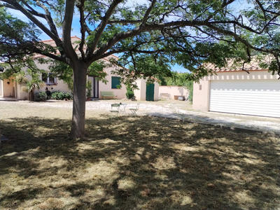 Villa - 180 m² - 6 pièces