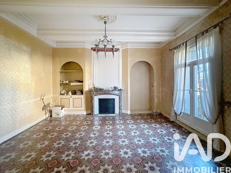 Maison de village - 268 m² - 7 pièces