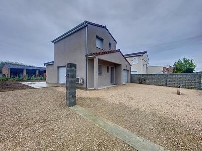 Maison - 87 m² - 4 pièces