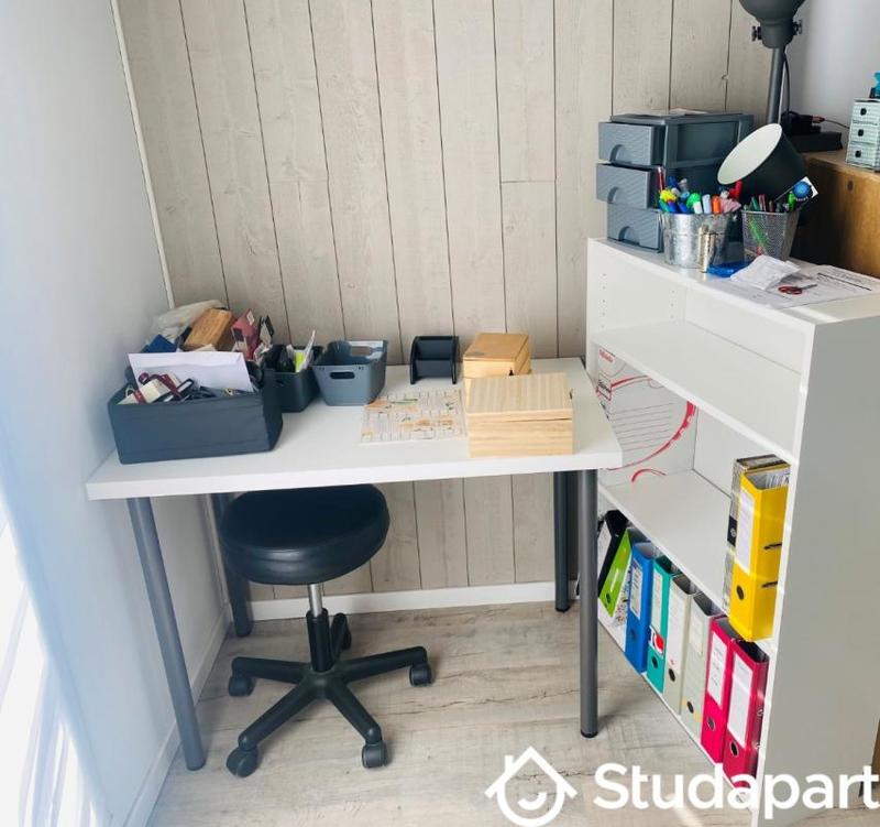 Chambre - 11 m² - 1 pièce