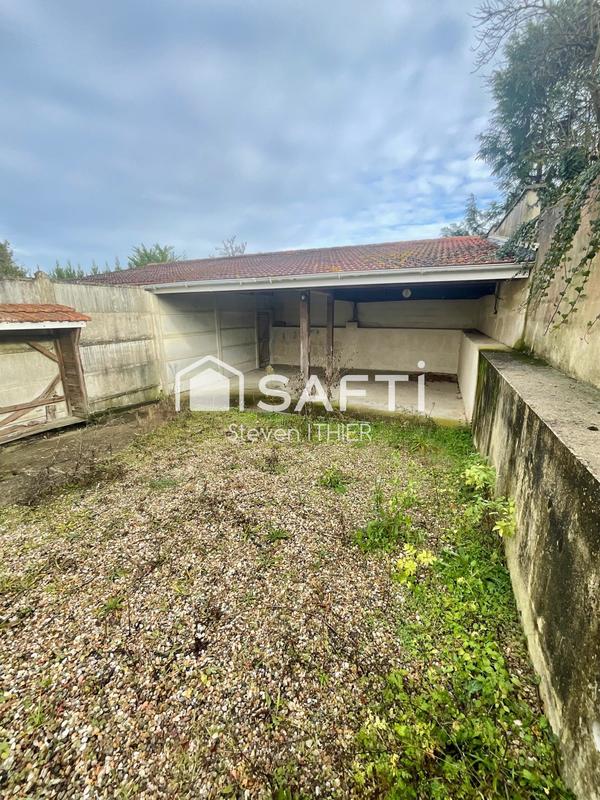 Maison - 410 m² - 8 pièces