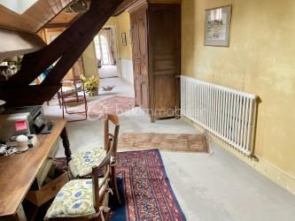 Propriété - 297 m² - 10 pièces