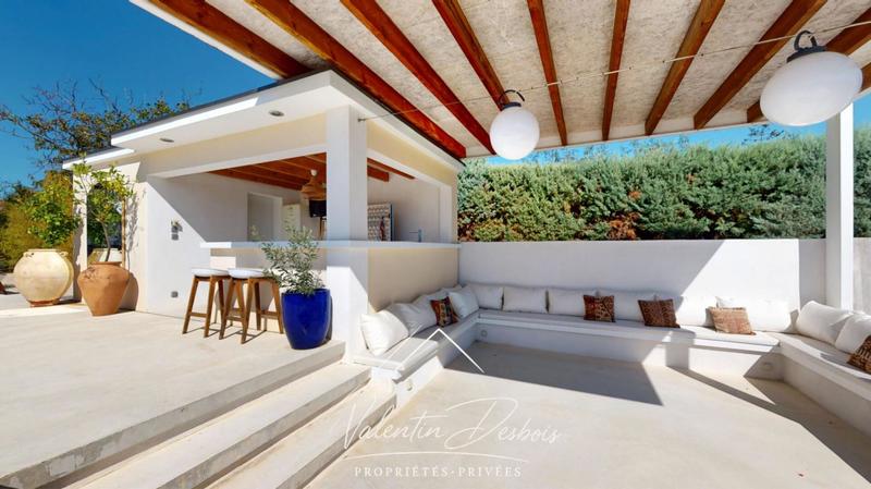 Demeure - 157 m² - 5 pièces