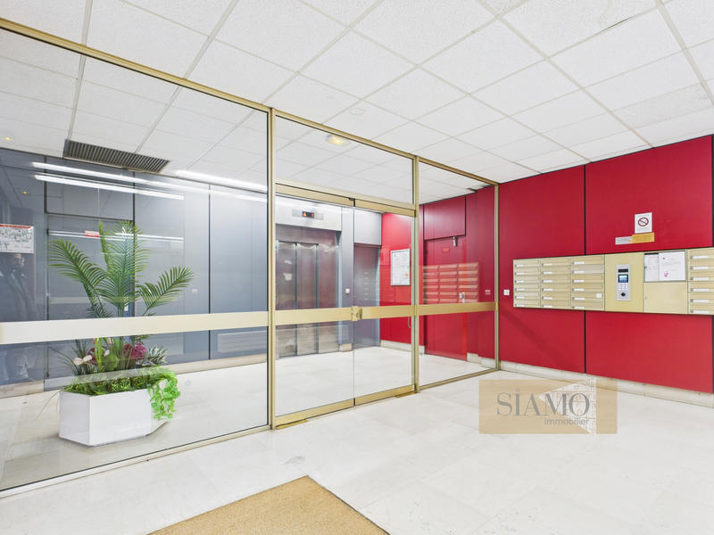 Appartement - 95 m² - 4 pièces