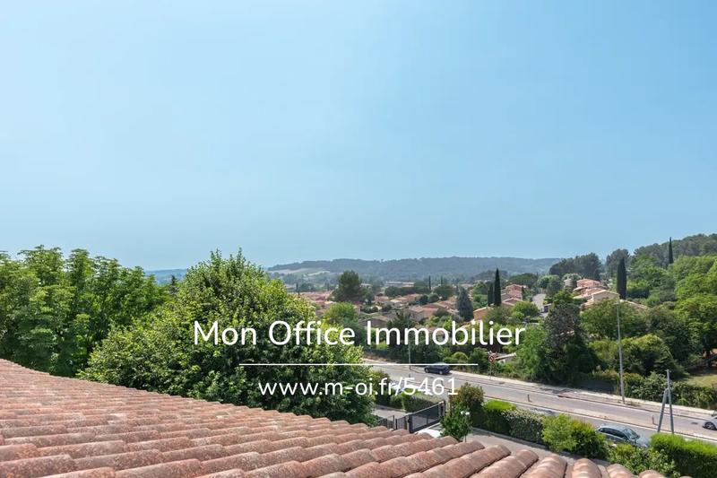 Appartement - 94 m² - 4 pièces