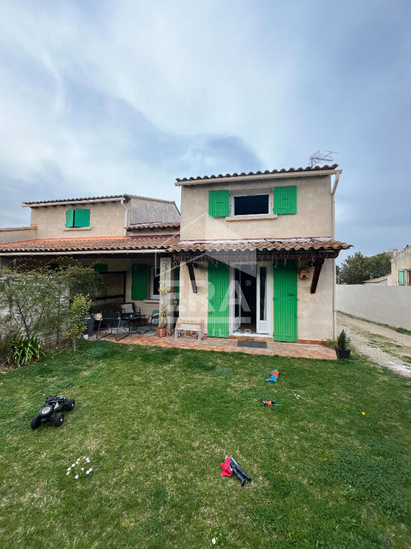 Maison - 190 m² - 8 pièces