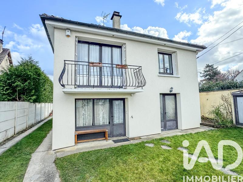Maison - 120 m² - 4 pièces