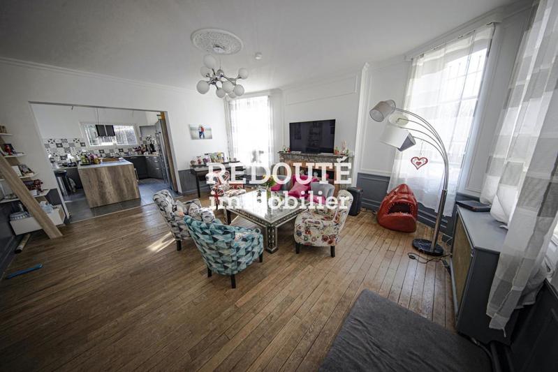 Demeure - 282 m² - 10 pièces