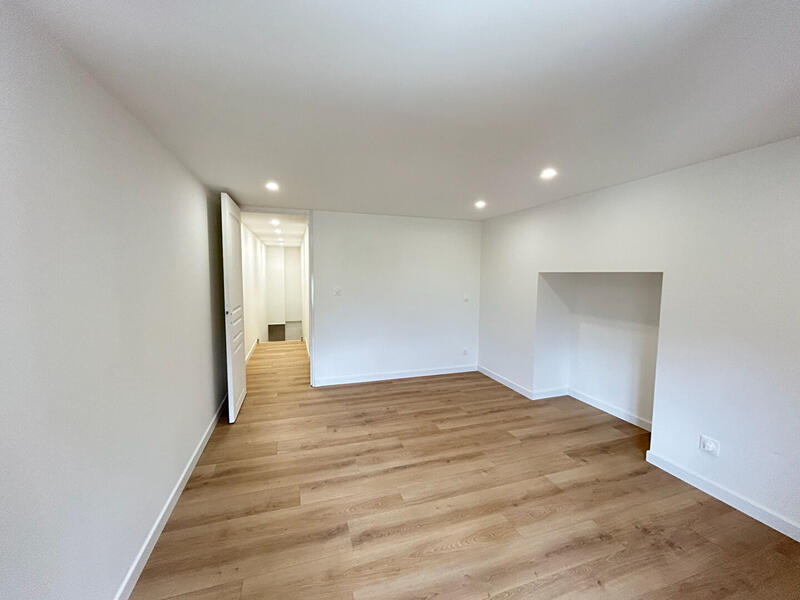 Appartement - 178 m² - 5 pièces