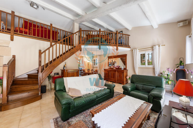 Maison - 165 m² - 6 pièces