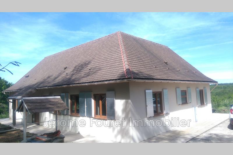 Maison - 900 m² - 6 pièces