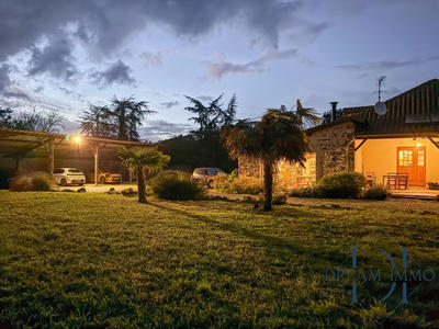 Maison - 165 m² - 5 pièces