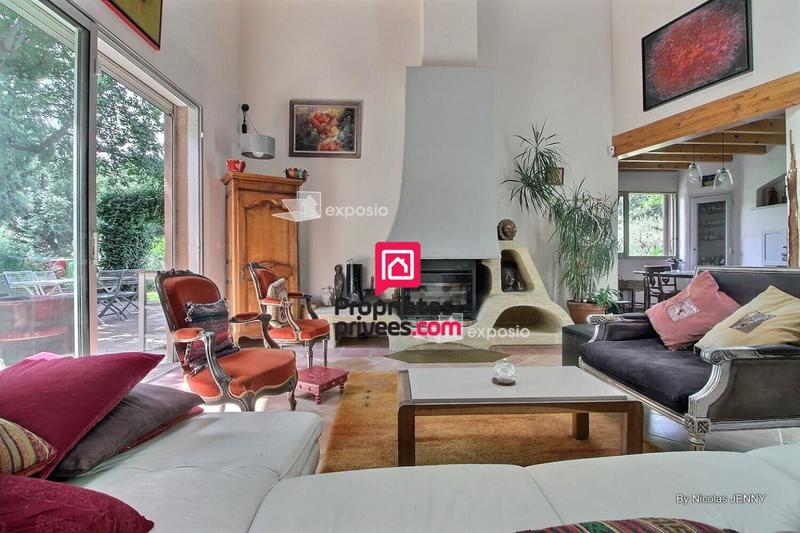 Maison - 227 m² - 6 pièces