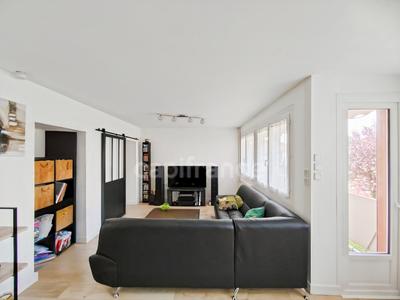 Appartement - 82 m² - 5 pièces