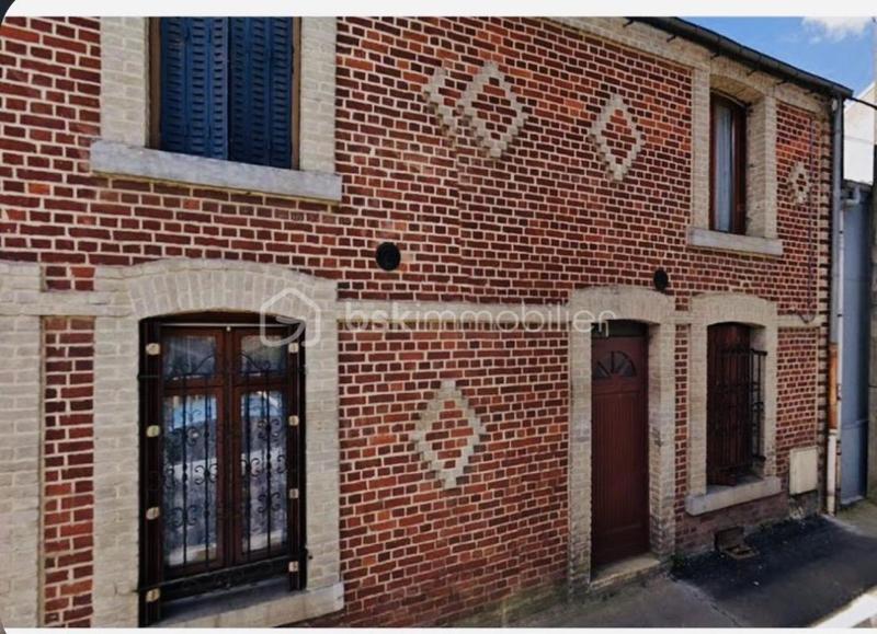 Immeuble - 134 m² - 6 pièces