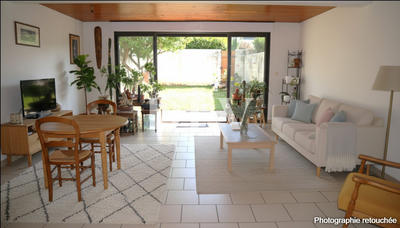 Maison - 99 m² - 6 pièces