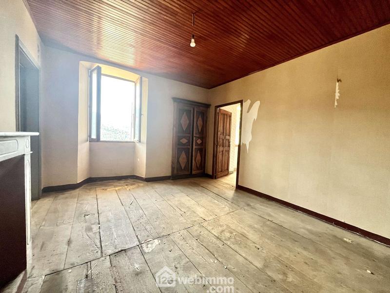 Appartement - 90 m² - 4 pièces