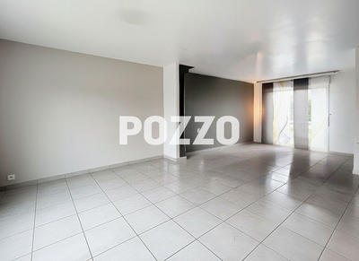 Maison - 106 m² - 5 pièces