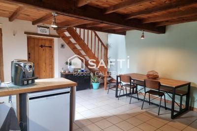Maison - 84 m² - 5 pièces