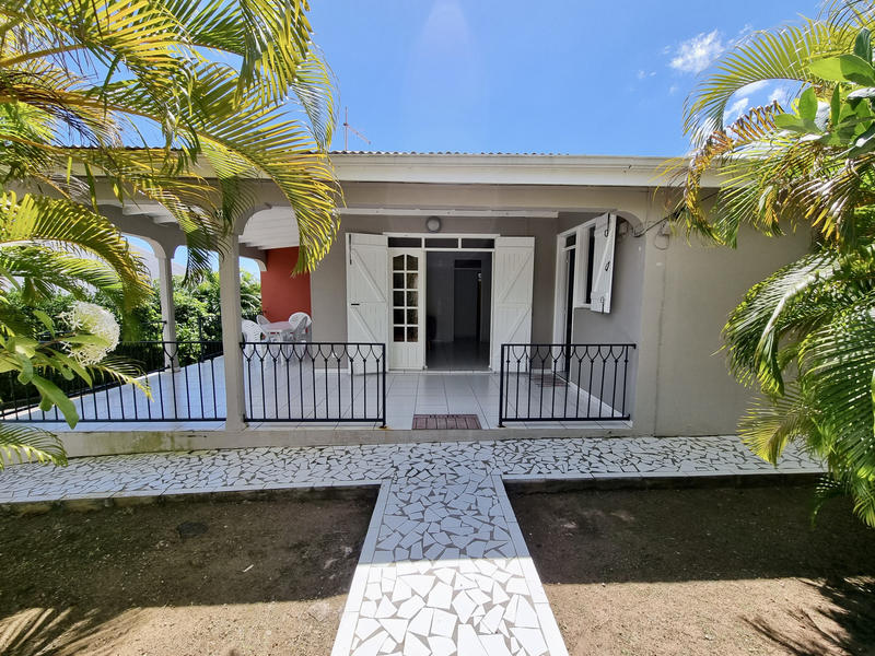 Maison - 97 m² - 4 pièces