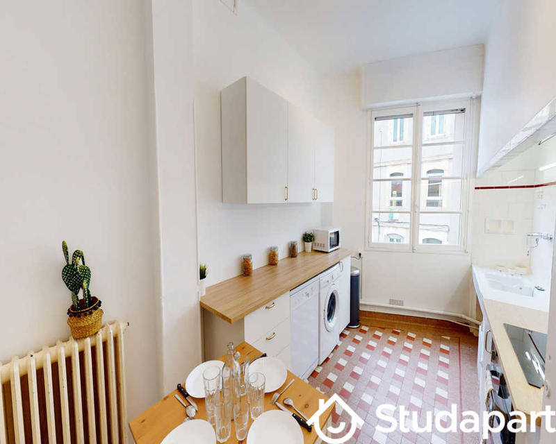 Chambre - 50 m² - 1 pièce