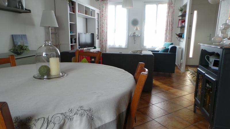 Maison - 85 m² - 5 pièces