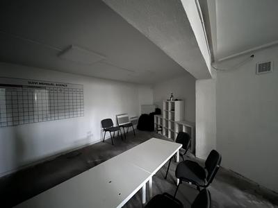 Local commercial - 128 m² - 3 pièces