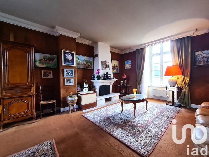 Maison - 192 m² - 10 pièces