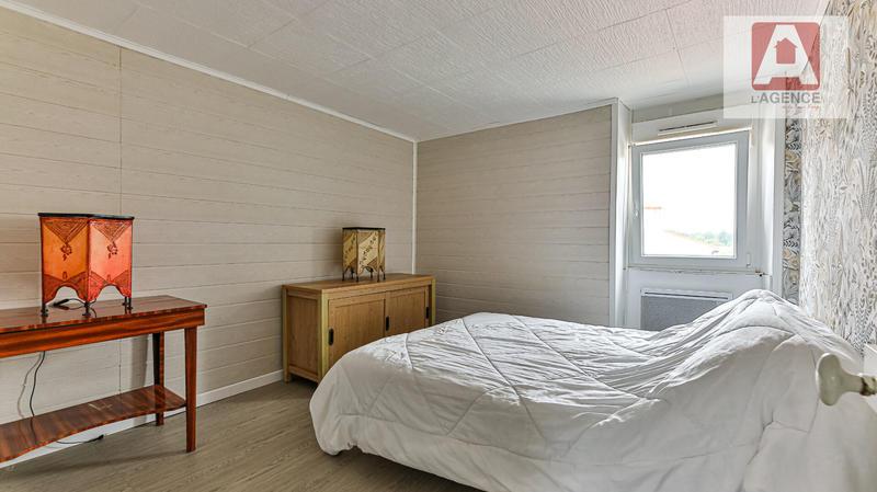 Maison - 84 m² - 5 pièces