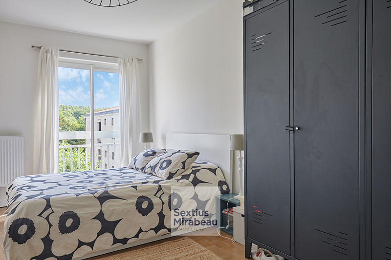 Appartement - 96 m² - 4 pièces