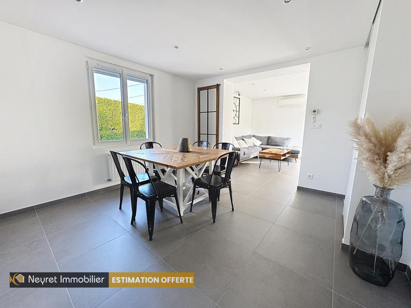 Maison - 102 m² - 5 pièces