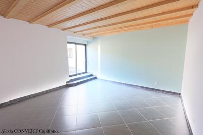 Maison de village - 211 m² - 8 pièces
