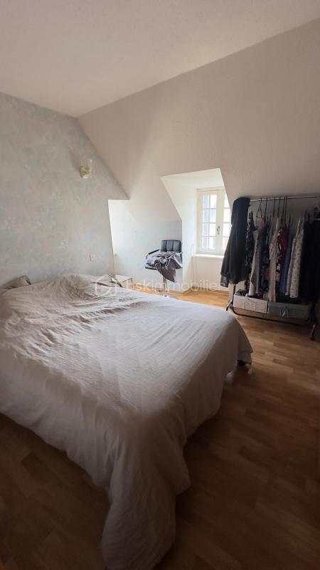 Immeuble - 147 m² - 8 pièces