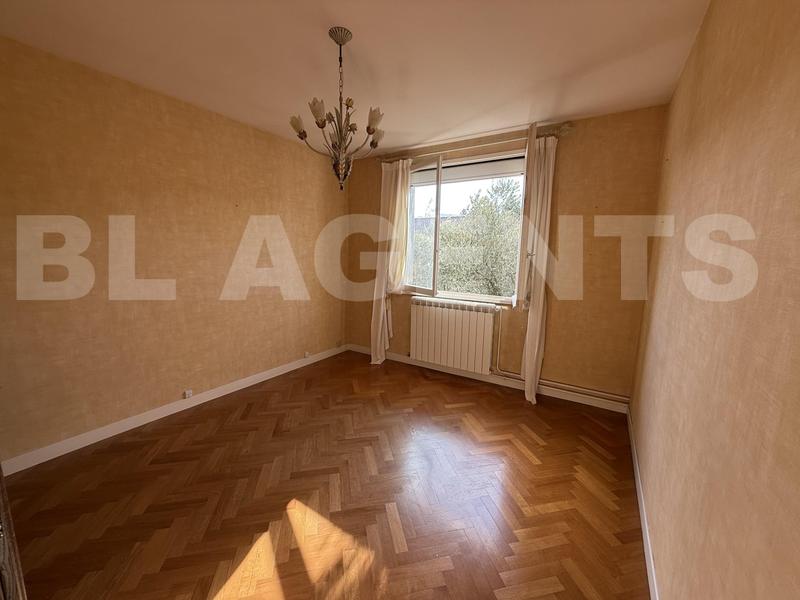 Maison jumelée - 112 m² - 6 pièces