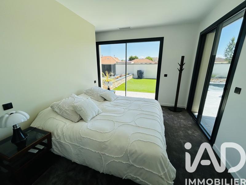 Maison - 180 m² - 5 pièces