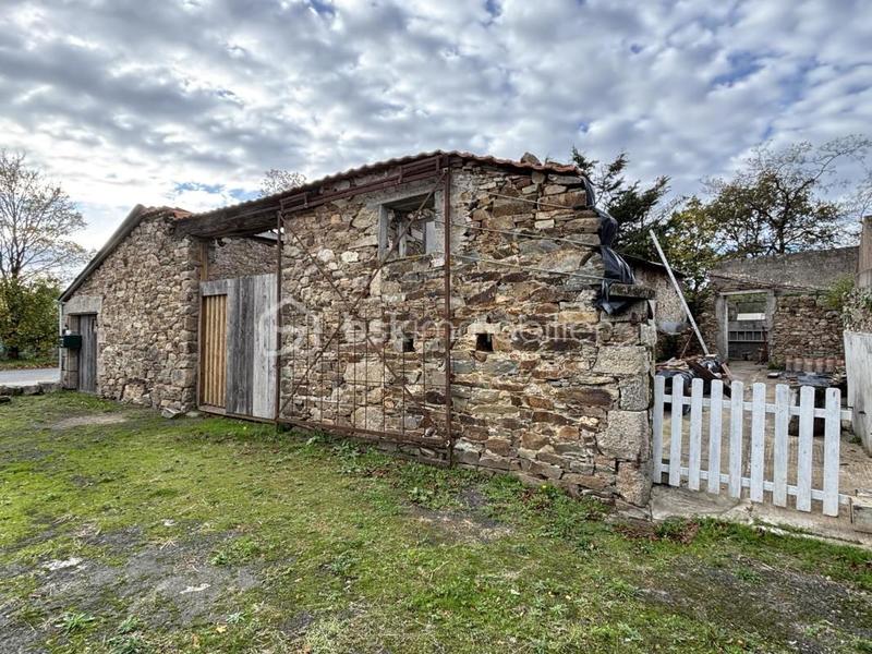 Immeuble - 110 m² - 3 pièces