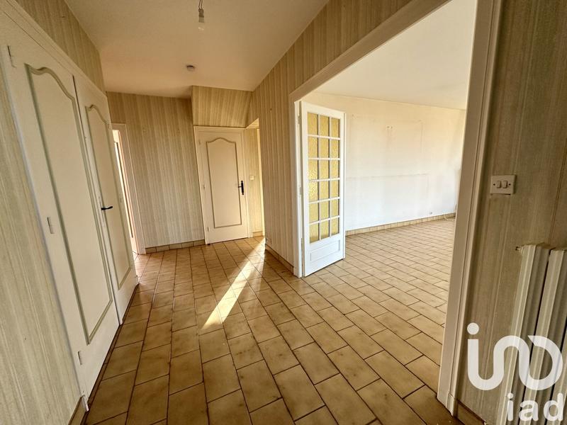 Maison - 121 m² - 7 pièces