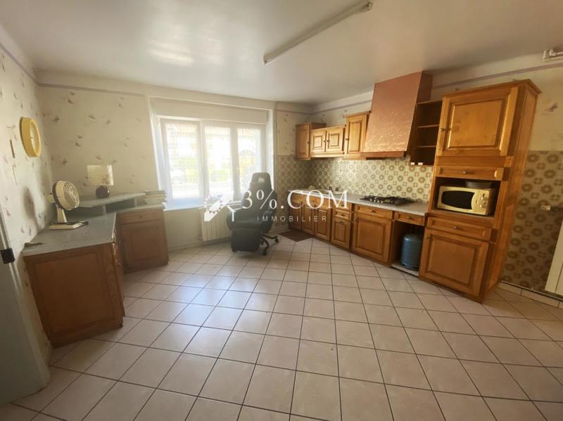 Maison - 230 m² - 8 pièces