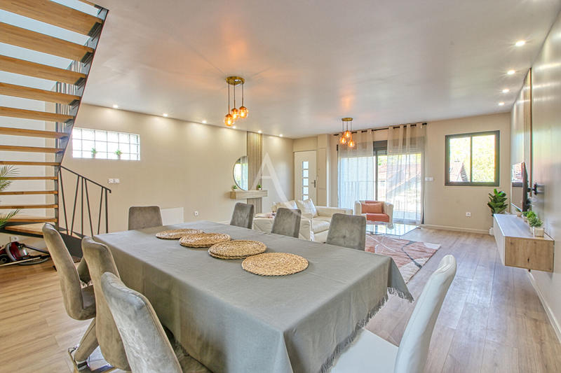 Maison - 124 m² - 5 pièces