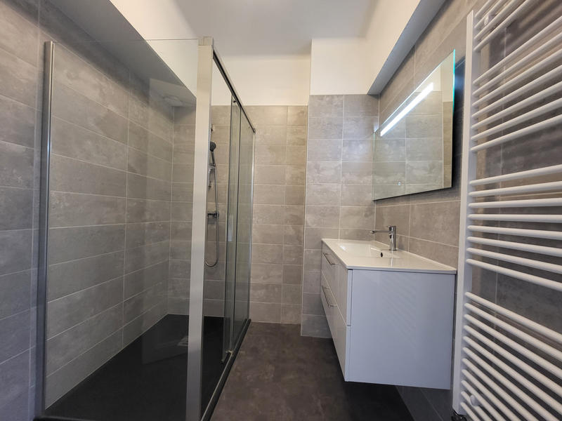 Appartement - 85 m² - 3 pièces