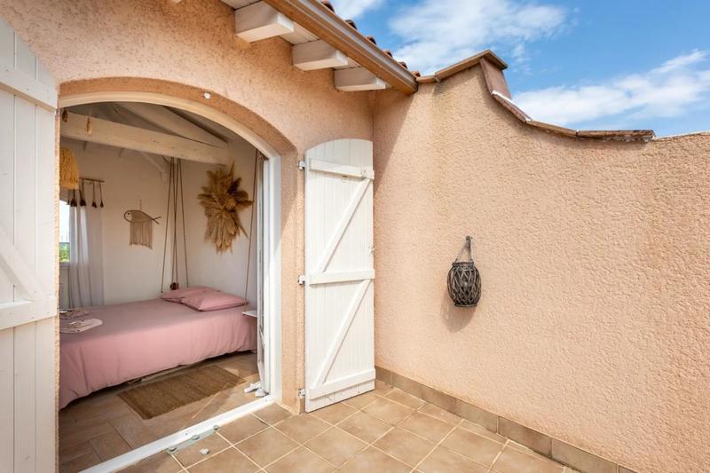 Maison - 221 m² - 6 pièces