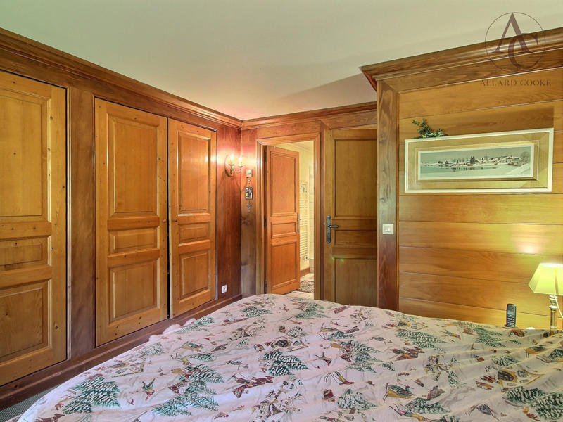 Appartement - 95 m² - 4 pièces