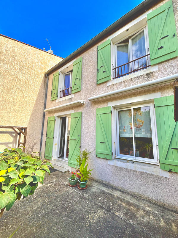 Maison - 100 m² - 4 pièces