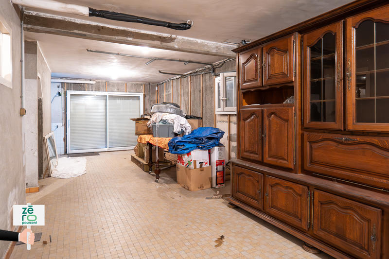 Maison - 238 m² - 10 pièces