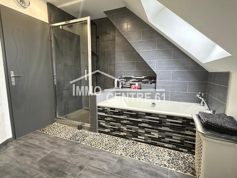 Maison - 153 m² - 5 pièces