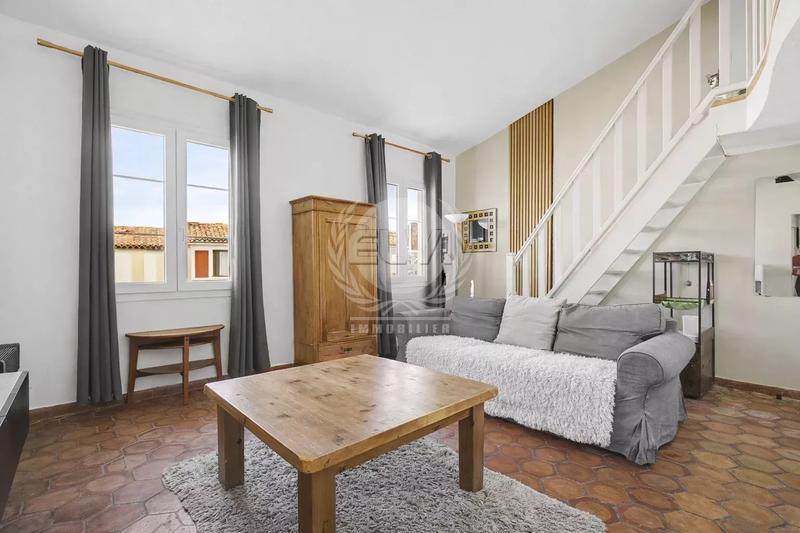 Appartement - 87 m² - 6 pièces