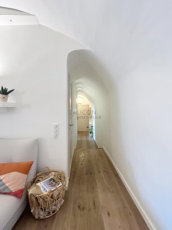 Appartement - 80 m² - 3 pièces