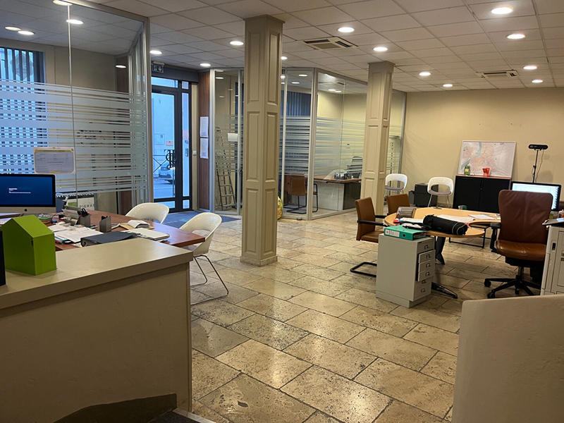 Local commercial - 150 m²