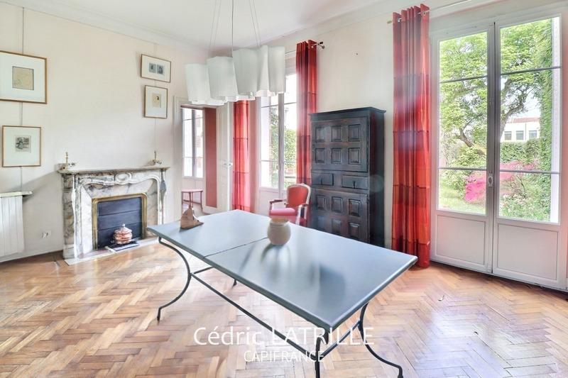 Maison bourgeoise - 272 m² - 11 pièces